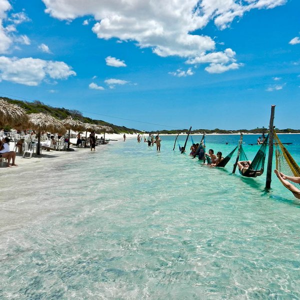 Hängematte im Wasser bei Jericoacoara Brasilien