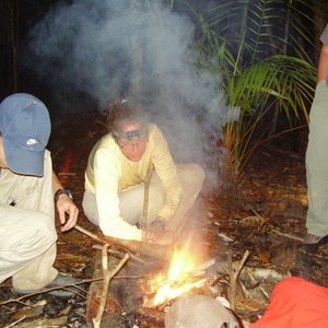 Survival Amazonas, Lagerfeuer machen