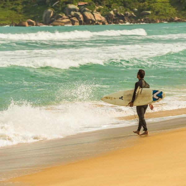 Surfen in Florianopolis Brasilien